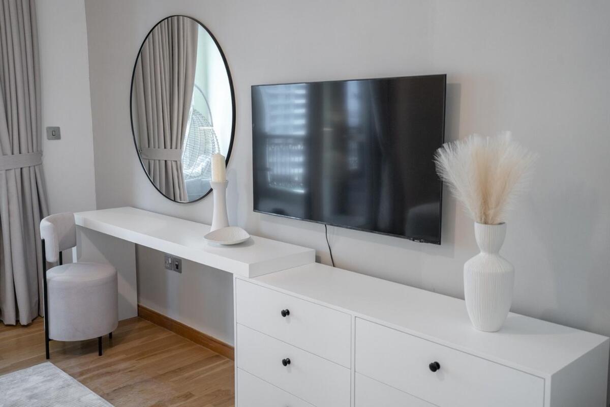 Stylish Relaxing 3-bedroom Perfect For Family In Palm Jumeirah